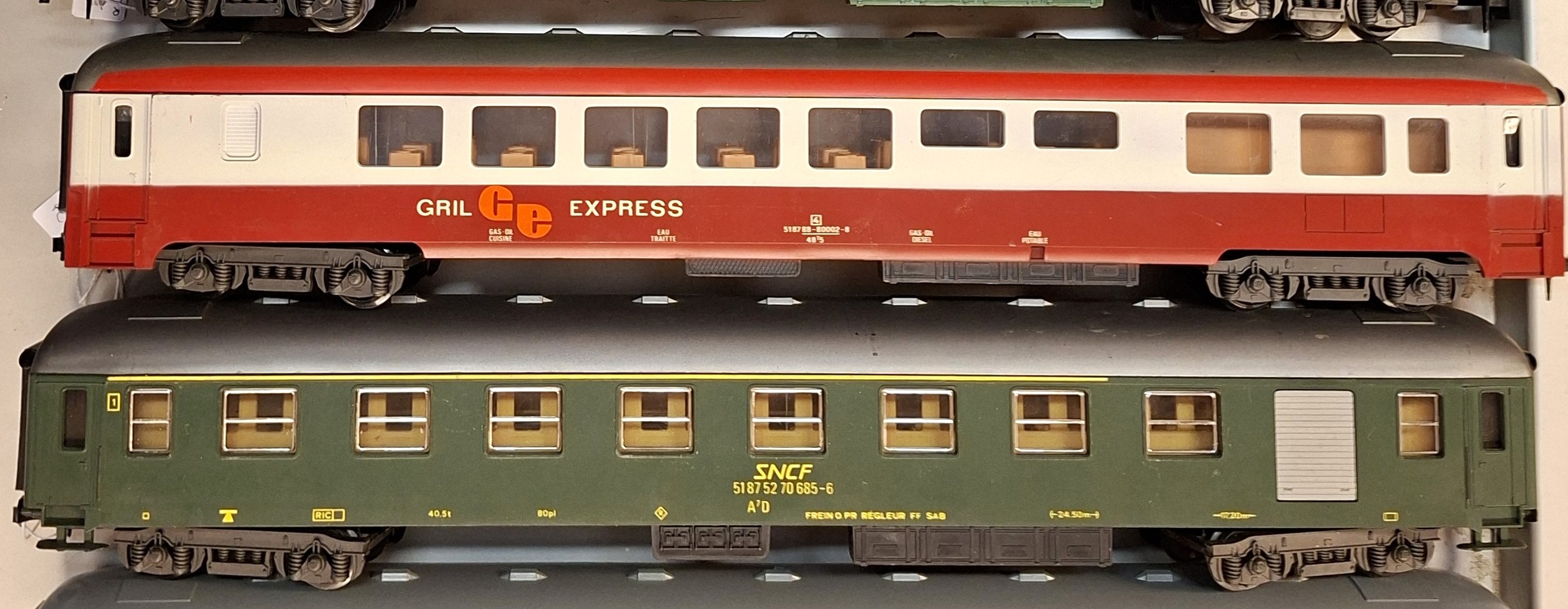 Voitures SNCF HO