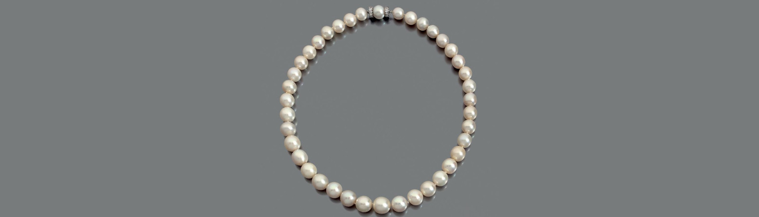 collier de trente neuf perles fines